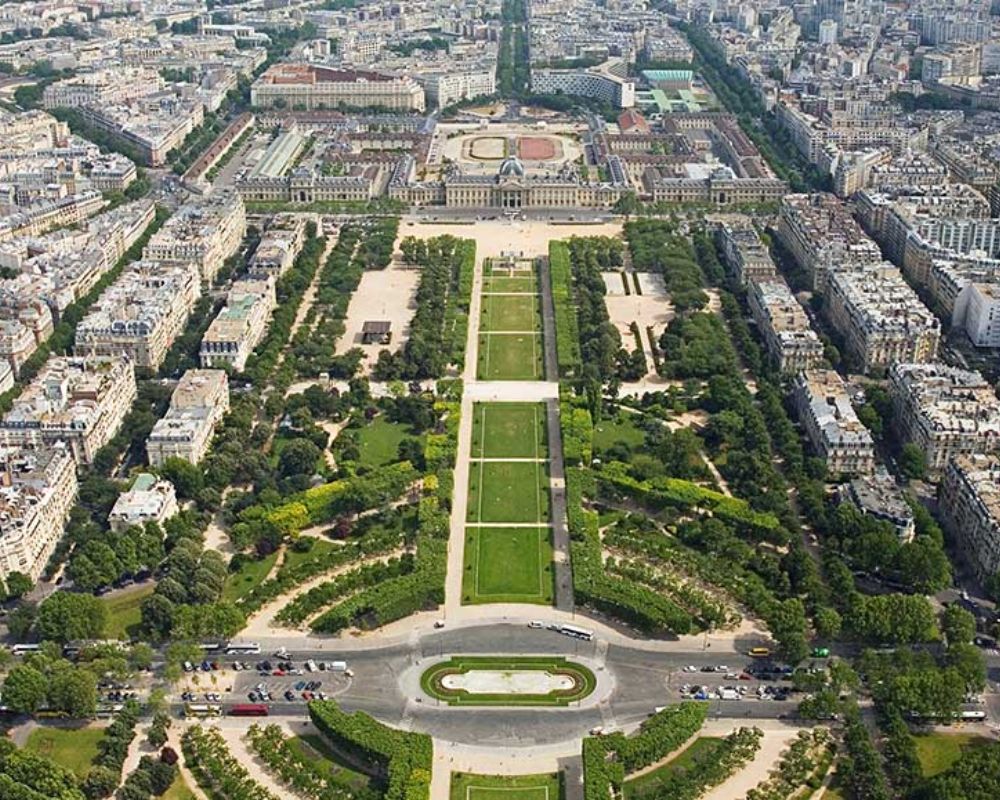 Application pour voir la ville par satellite