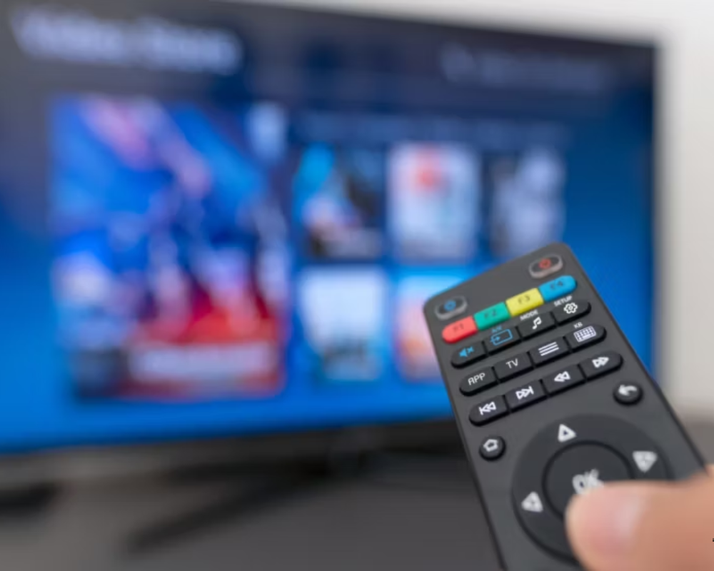 10 Raisons de Regarder la TV Gratuitement sur Votre Mobile